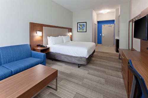 Holiday Inn Express Mira Mesa San Diego an IHG Hotel - image 2