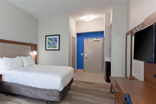 Holiday Inn Express Mira Mesa San Diego an IHG Hotel - image 3