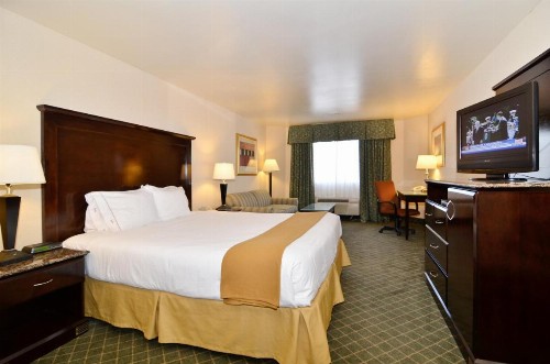 Holiday Inn Express Mira Mesa San Diego an IHG Hotel - image 42