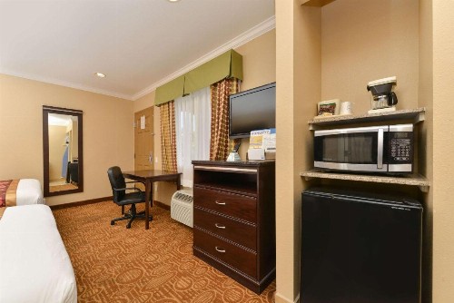 Rodeway Inn San Diego Mission Valley/SDSU - image 4