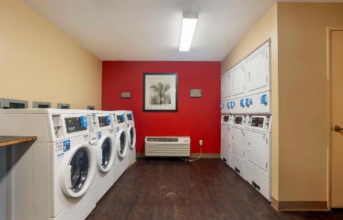 Extended Stay America Suites - San Diego - Mission Valley - Stadium - image 34