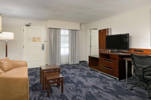 Fairfield Inn & Suites San Diego Old Town - image 15