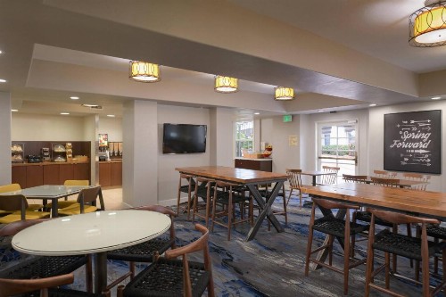 Fairfield Inn & Suites San Diego Old Town - image 17