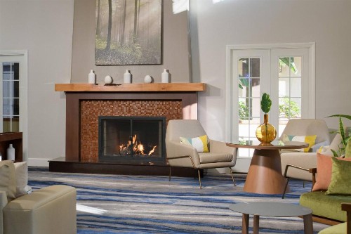 Fairfield Inn & Suites San Diego Old Town - image 9