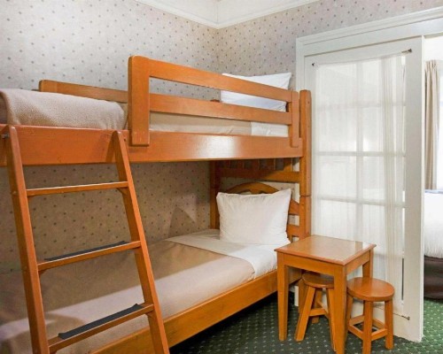 Quality Suites San Diego SeaWorld Area - image 21