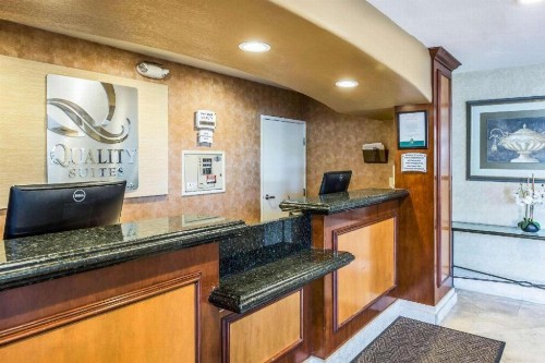 Quality Suites San Diego SeaWorld Area - image 6
