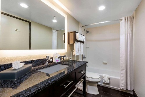 La Quinta by Wyndham San Diego Mission Bay - image 18