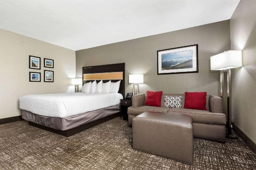 La Quinta by Wyndham San Diego Mission Bay - image 26