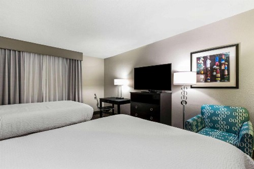 La Quinta by Wyndham San Diego Mission Bay - image 8