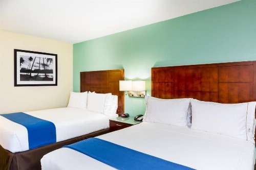 Holiday Inn Express San Diego SeaWorld an IHG Hotel - image 10