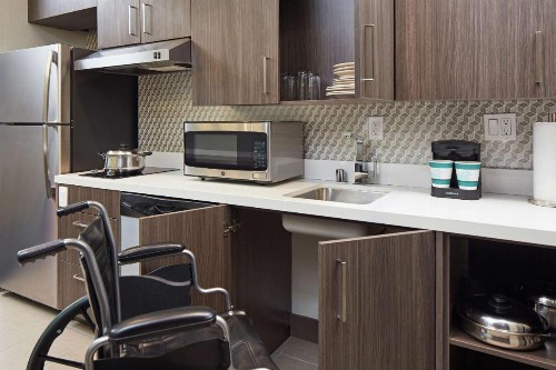 Homewood Suites by Hilton San Diego Hotel Circle/SeaWorld Area - image 2