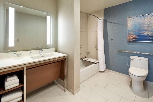 Homewood Suites by Hilton San Diego Hotel Circle/SeaWorld Area - image 30