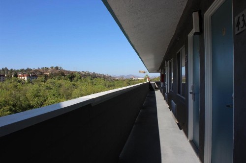 Riverleaf Inn Mission Valley - image 25