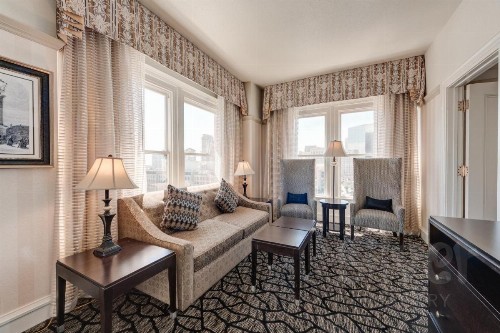 Gaslamp Plaza Suites - image 10