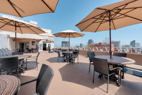 Gaslamp Plaza Suites - image 28
