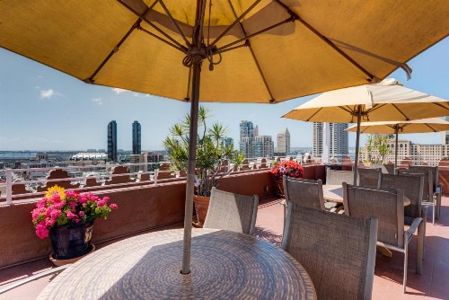 Gaslamp Plaza Suites - image 31