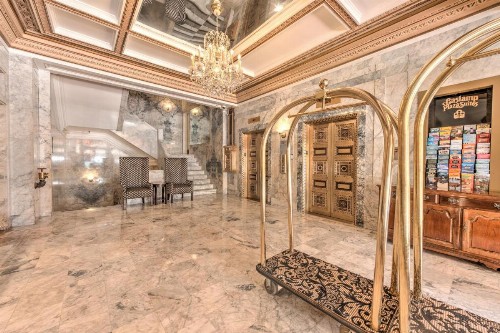 Gaslamp Plaza Suites - image 7