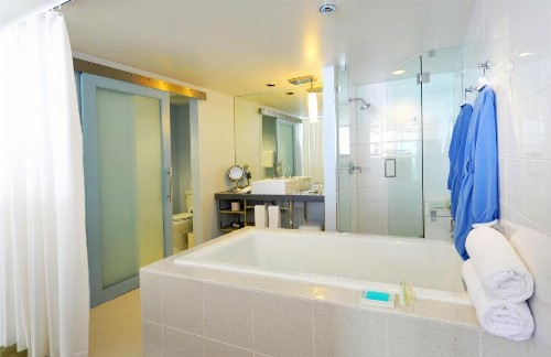 Tower 23 Hotel - image 18