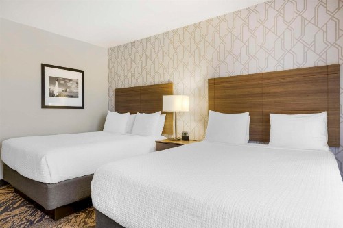 Best Western Plus Bayside Inn - image 15