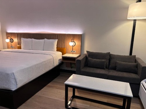 Best Western Mission Bay - image 27