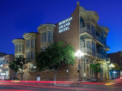 Horton Grand Hotel - image 15