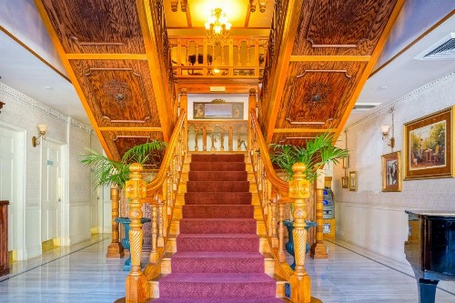 Horton Grand Hotel - image 17