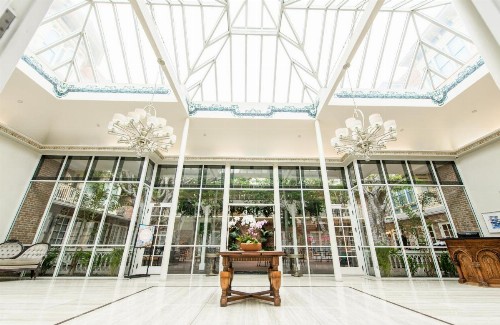 Horton Grand Hotel - image 37