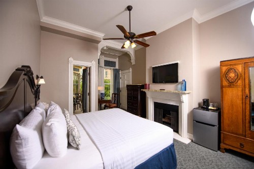 Horton Grand Hotel - image 7