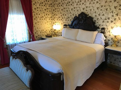 Cosmopolitan Hotel - image 36