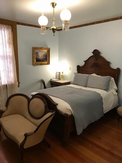 Cosmopolitan Hotel - image 43
