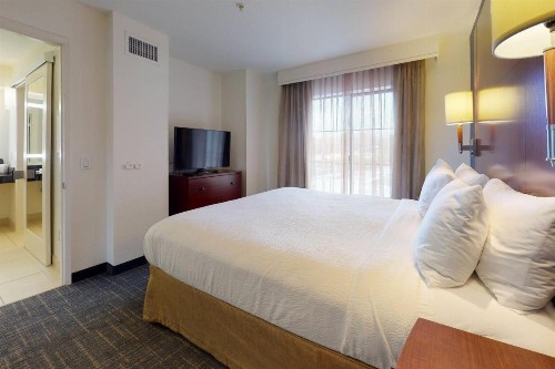 Residence Inn San Diego Del Mar - image 2