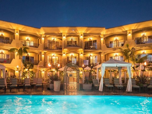 Pacific Terrace Hotel - image 6
