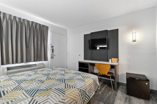 Motel 6-San Diego CA - North - image 21