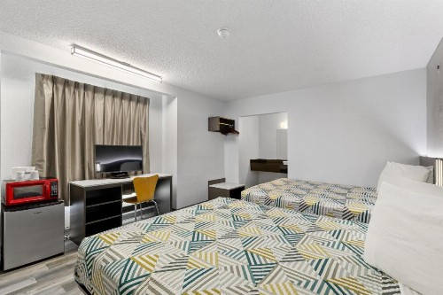 Motel 6-San Diego CA - North - image 26