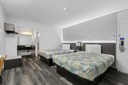 Motel 6-San Diego CA - North - image 38