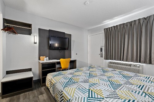 Motel 6-San Diego CA - North - image 45