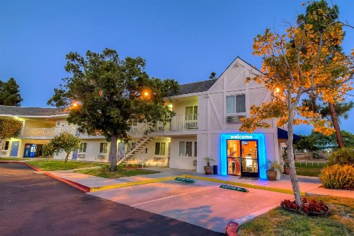 Motel 6-San Diego CA - North - image 9