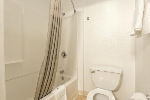 Motel 6-San Diego CA - Downtown - image 20