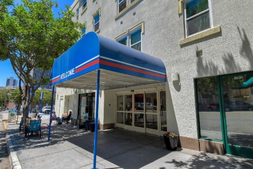 Motel 6-San Diego CA - Downtown - image 3