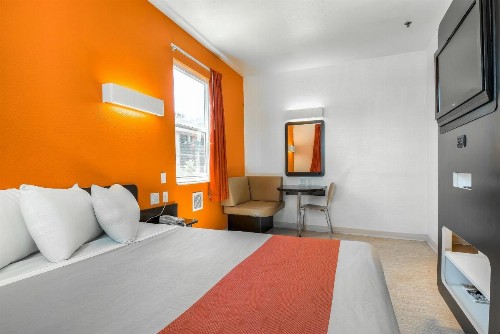 Motel 6-San Diego CA - Downtown - image 36