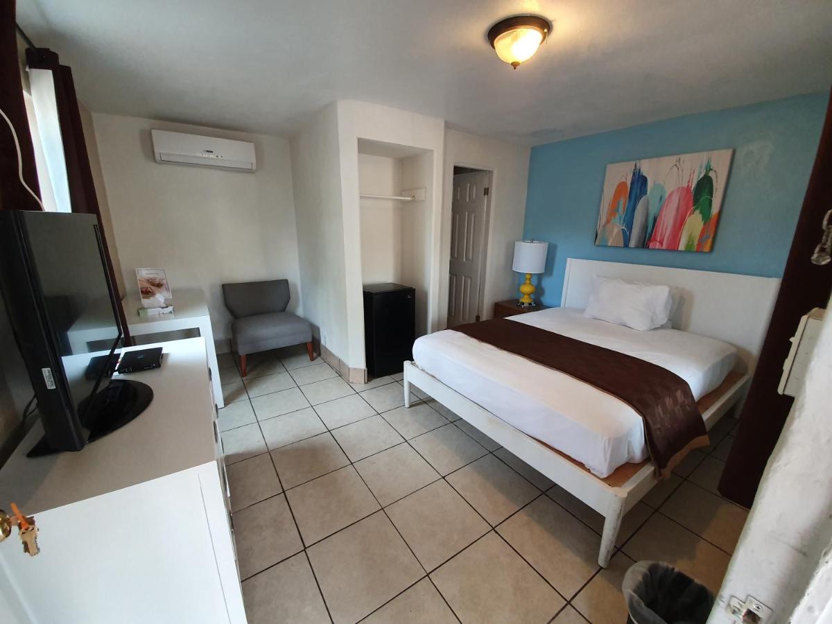 Motel San Diego - main image