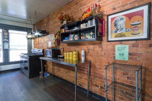 Lucky D's Hostel - image 2