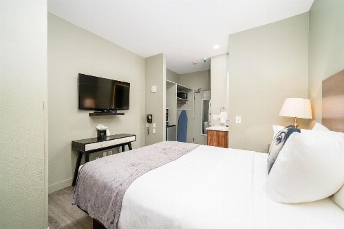 Urban Boutique Hotel - image 12