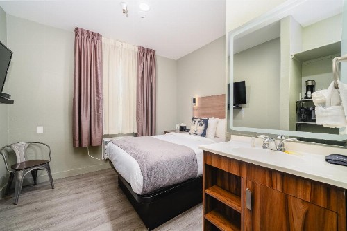 Urban Boutique Hotel - image 32