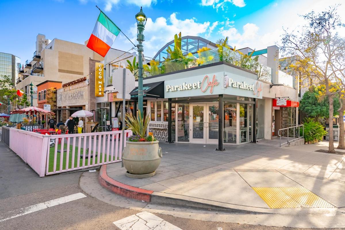 Urban Boutique Hotel - image 6