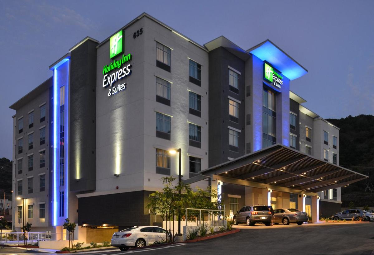 Holiday Inn Express & Suites San Diego - Mission Valley an IHG Hotel - main image