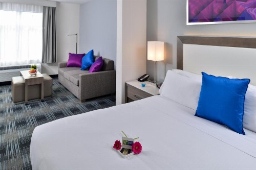 Holiday Inn Express & Suites San Diego - Mission Valley an IHG Hotel - image 25