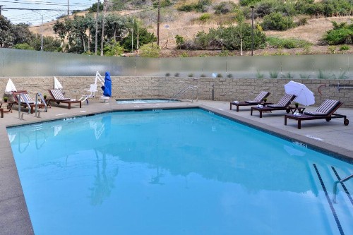 Holiday Inn Express & Suites San Diego - Mission Valley an IHG Hotel - image 34