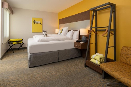 Staypineapple Hotel Z Gaslamp San Diego - image 6