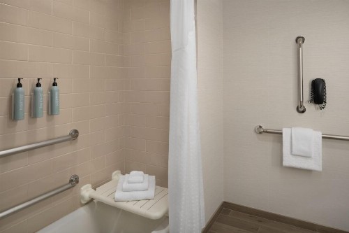 Courtyard by Marriott San Diego Gaslamp/Convention Center - image 23